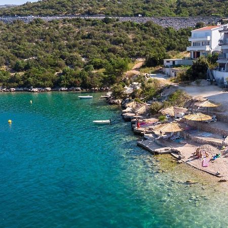 Beautiful Fully Renovated Apartment By The Sea, Large Balcony With Enchanting Views Неум Екстер'єр фото